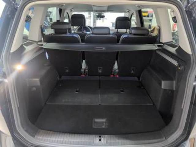 Volkswagen Touran 1.5 TSI DSG