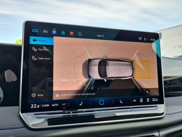 Volkswagen Tiguan 2.0 TDI DSG 4Mo R-Line+MATRIX+AHK+NAVI+WR+PANOD+STANDHEIZ