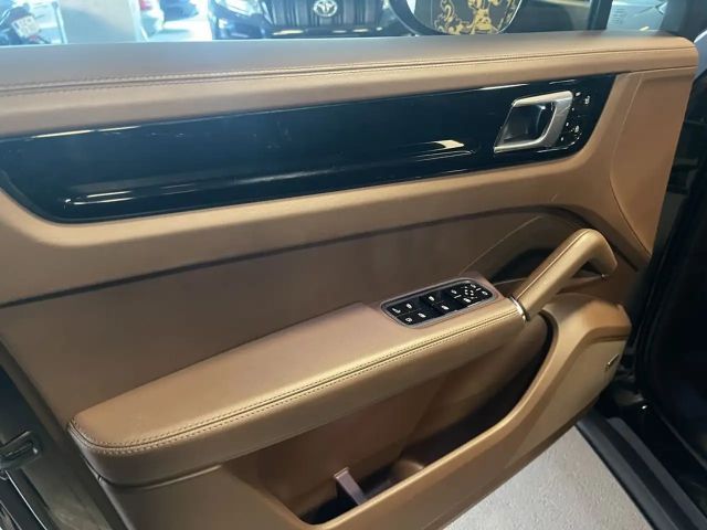 Porsche Cayenne Coupé E-Hybrid