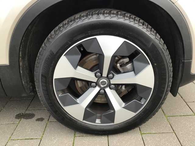 Volvo XC40 Dark Plus