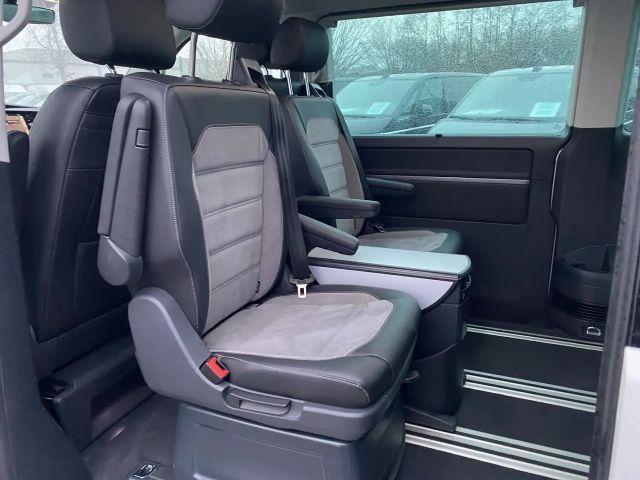 Volkswagen Multivan 2.0 TDI DSG Highline T6