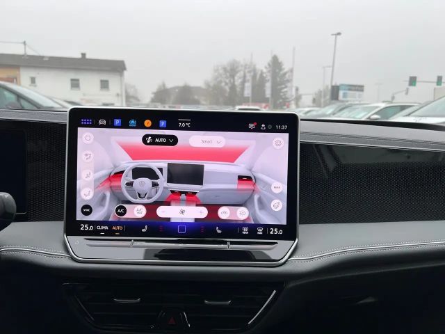 Volkswagen Passat ACT Business DSG Variant