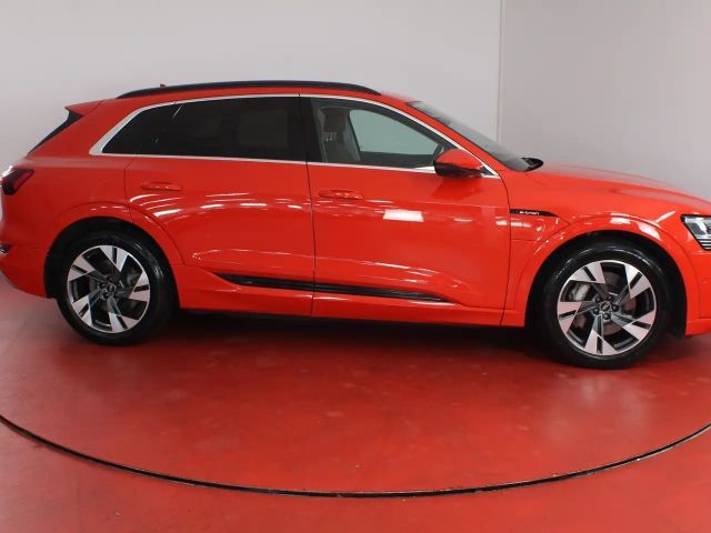 Audi e-tron 55