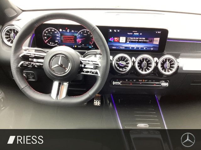 Mercedes-Benz GLB 250 4MATIC