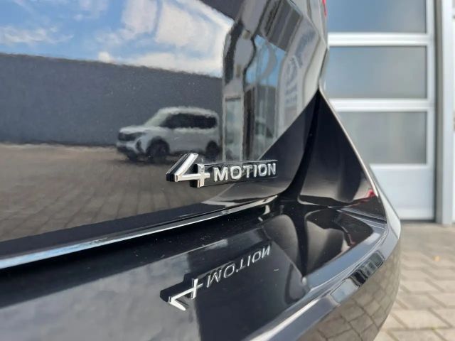 Volkswagen T-Roc 2.0 TSI DSG R-Line