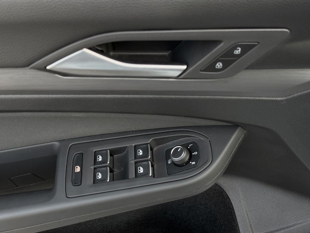 Volkswagen Golf 2.0 TDI DSG Style Variant