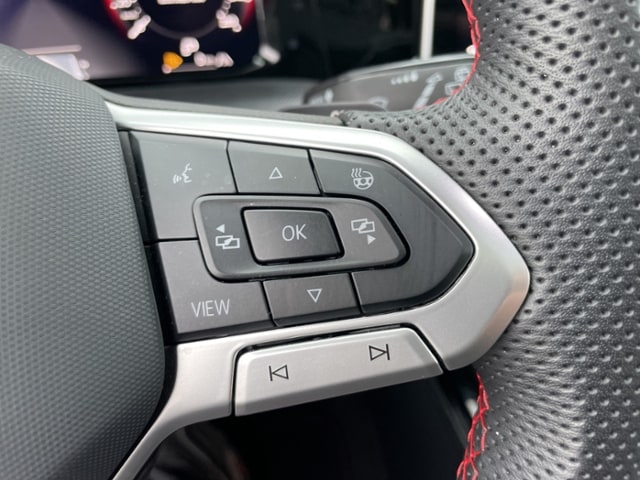 Volkswagen Golf 2.0 TSI DSG Golf VIII