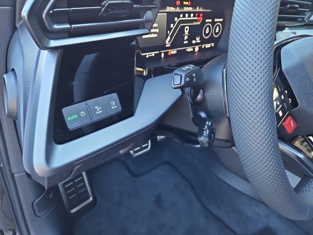 Audi RS3 Quattro S-Tronic Sedan Sportback