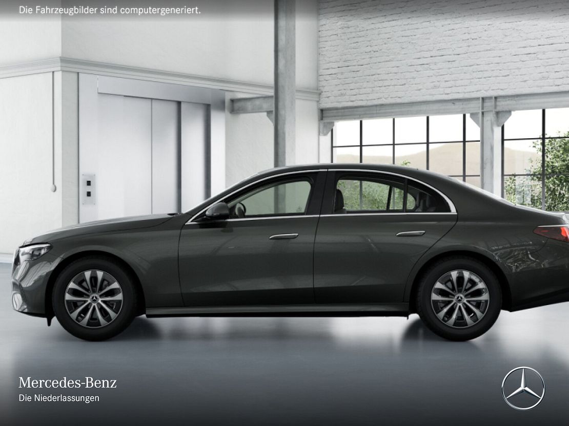Mercedes-Benz E 200 Sedan