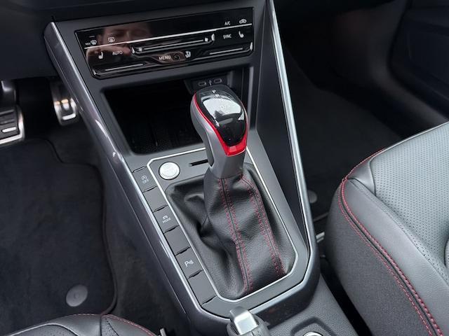 Volkswagen Polo 2.0 TSI DSG GTI