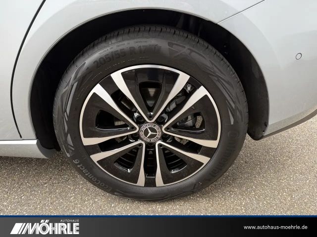 Mercedes-Benz B 180 Progressive