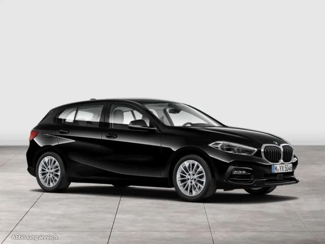 BMW 118 118i Sedan Sport Line