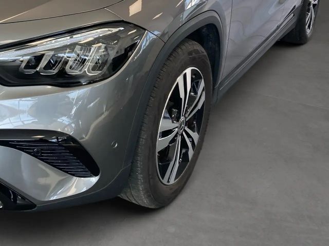 Mercedes-Benz GLA 250 4MATIC Progressive