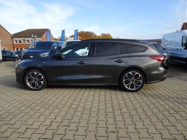 Ford Focus ST Line Wagon
