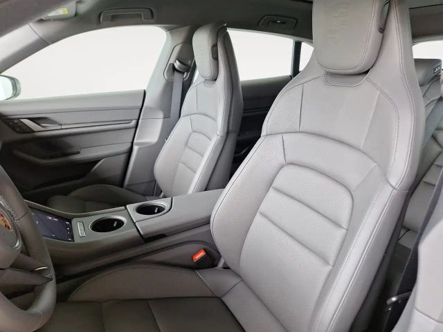 Porsche Taycan 4S Cross Turismo