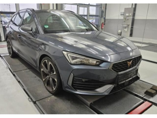 Cupra Leon 2.0 TSI DSG Sportstourer VZ