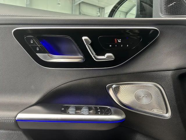 Mercedes-Benz C 300 AMG Line C 300 d Sedan