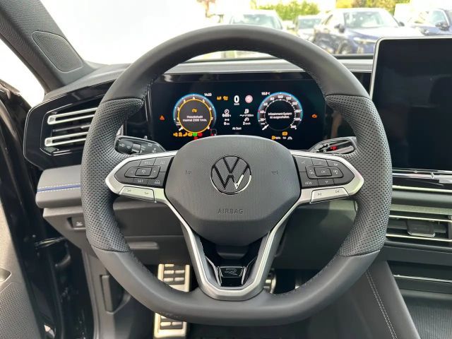 Volkswagen Tiguan DSG Sport