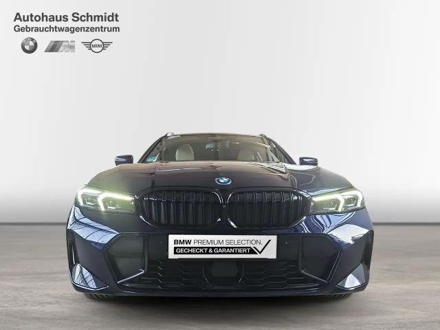 BMW 330 330e M-Sport Touring xDrive