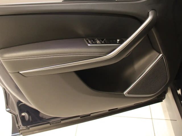 Jaguar F-Pace AWD D300 R-Dynamic