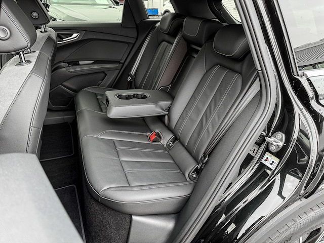 Audi Q4 e-tron SUV 45 e-tron Audi Q4 e-tron