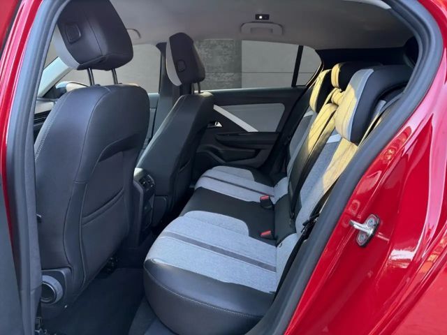 Opel Astra Business Elegance