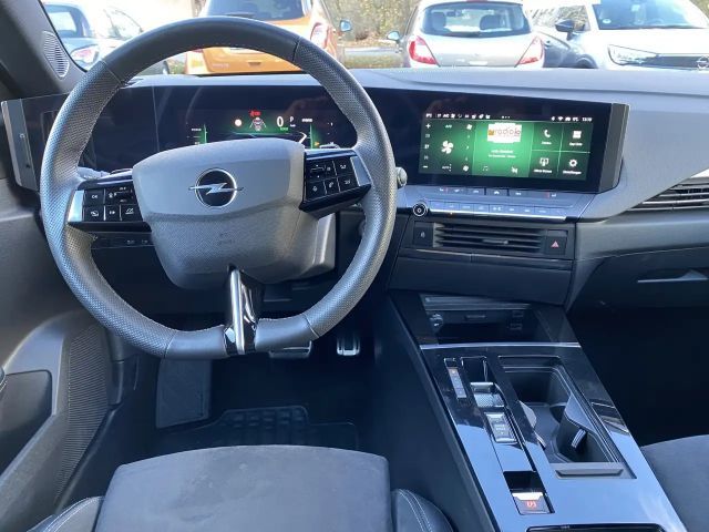 Opel Astra GSe Sports Tourer