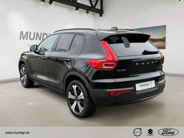 Volvo XC40 Core Recharge