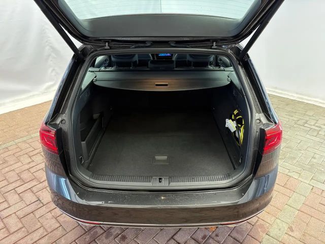 Volkswagen Passat GTE Variant