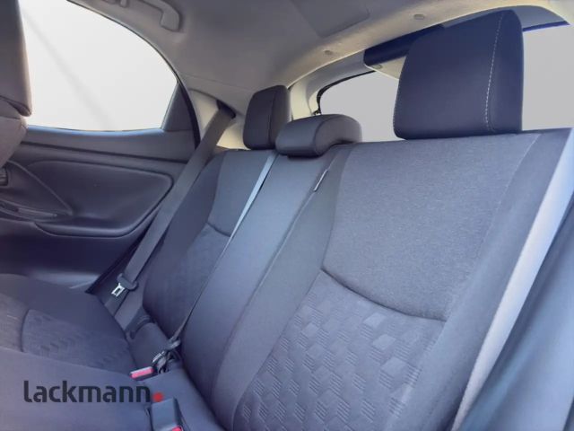 Toyota Yaris Hatchback Hybride Team D