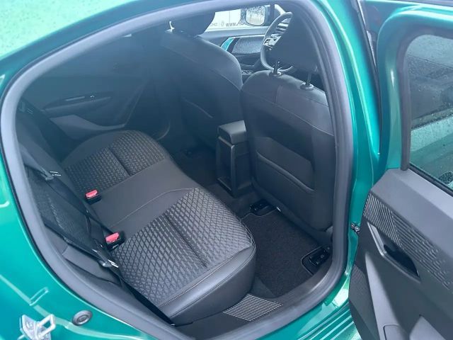 Renault Clio E-Tech Hybrid