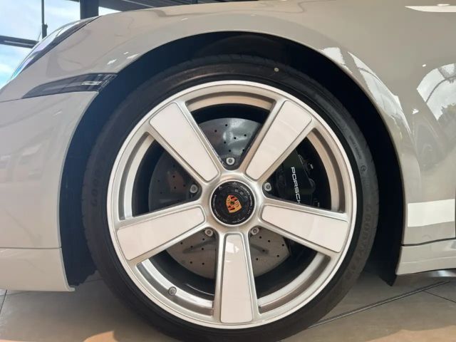 Porsche 992 Coupé Turbo