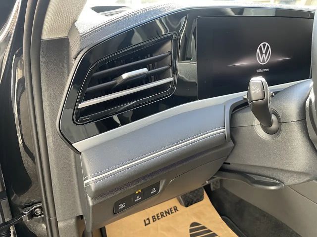 Volkswagen Passat ACT Business DSG Variant