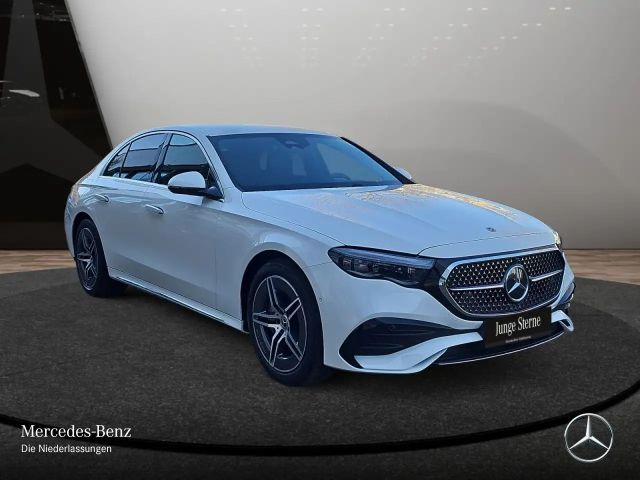 Mercedes-Benz E 200 AMG Line Sedan