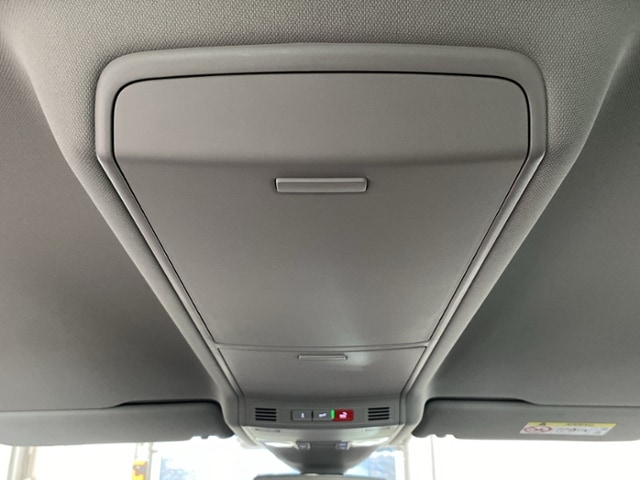 Volkswagen Touran 1.5 TSI DSG R-Line