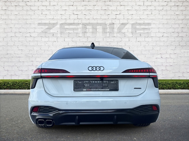 Audi A6 Quattro S-Tronic Sedan