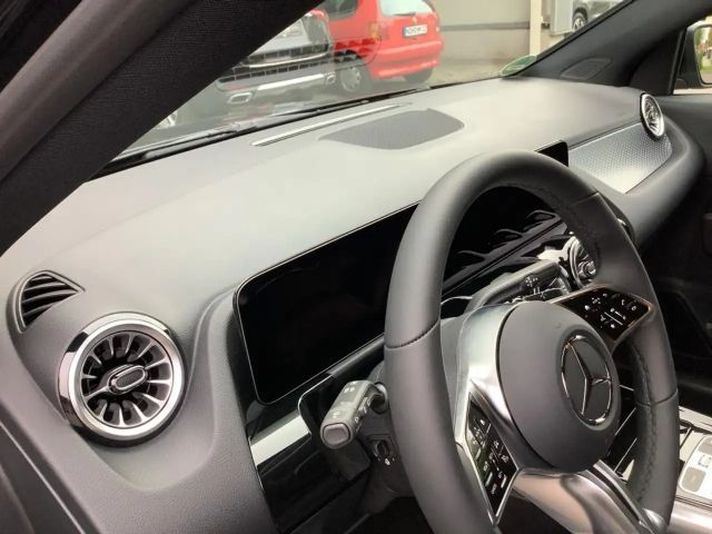 Mercedes-Benz GLA 220 4MATIC