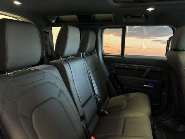 Land Rover Defender 110 D300 SE