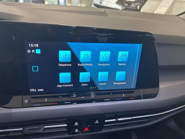 Volkswagen Golf 1.5 eTSI DSG Golf VIII