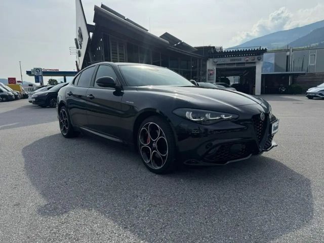 Alfa Romeo Giulia AT8 Q4 Veloce