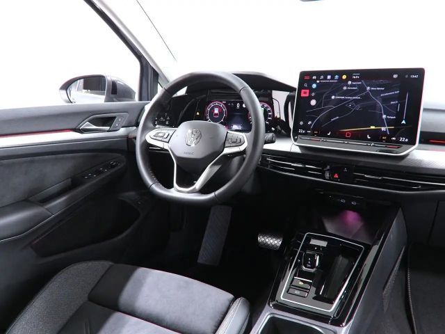 Volkswagen Golf 1.5 eTSI DSG Style Variant