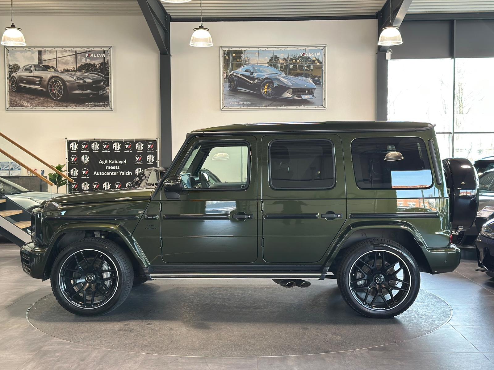 Mercedes-Benz AMG G 2.HA/BURM/NIGHT II/SUPERIOR/22LM/CARBON