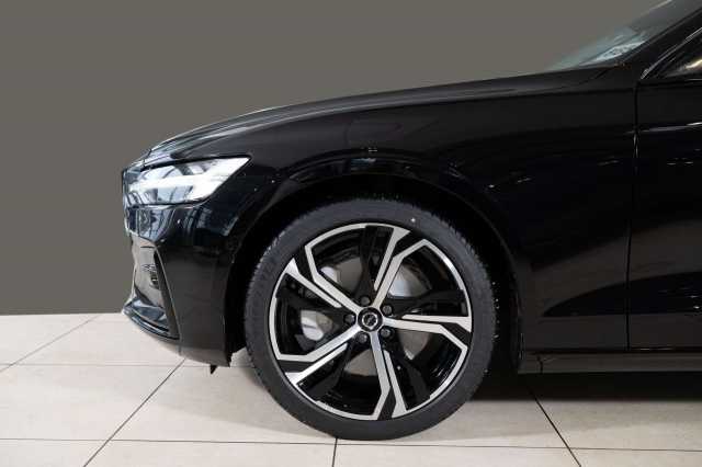 Volvo V60 Dark Plus