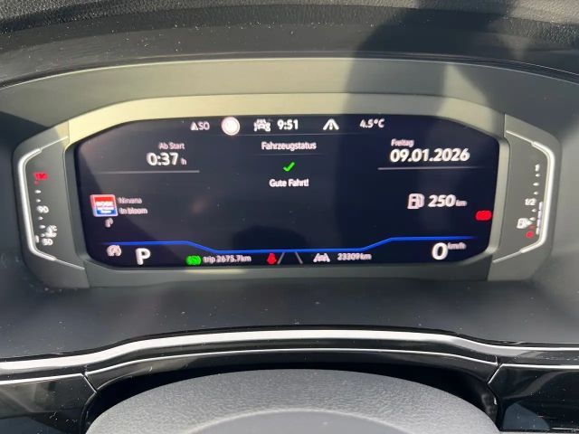 Volkswagen Touran DSG Highline R-Line