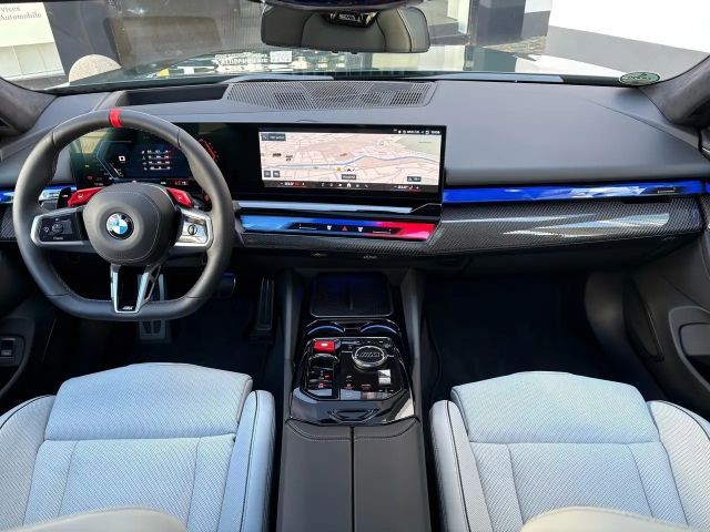 BMW M5 Touring Akrapovic KW V4 M-Performance