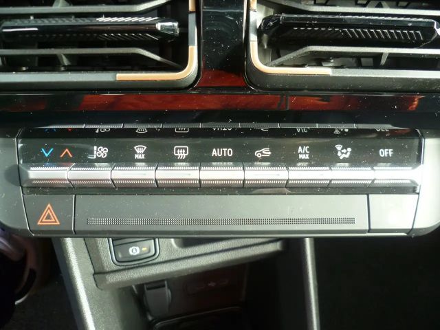 Renault 4 Comfort E-Tech Techno