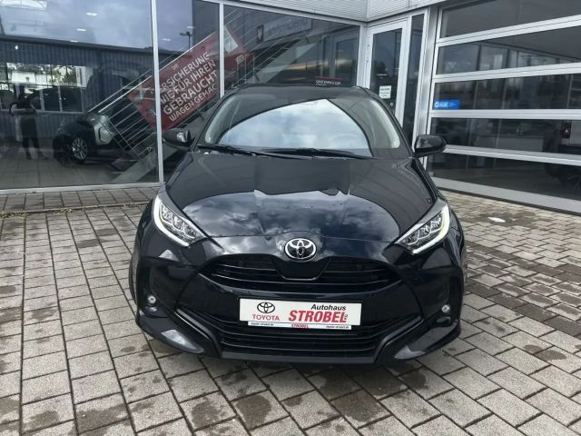 Toyota Yaris Hatchback Hybride VVT-i