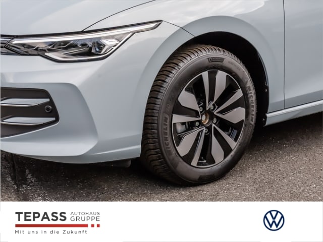 Volkswagen Golf 1.5 eTSI