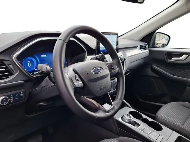 Ford Kuga Hybrid Titanium