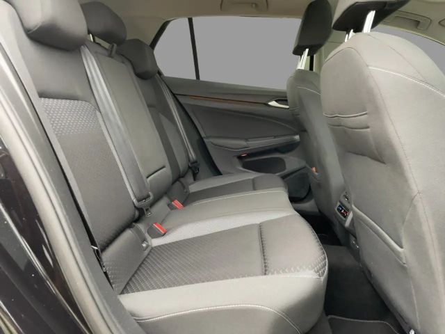 Volkswagen Golf IQ.Drive